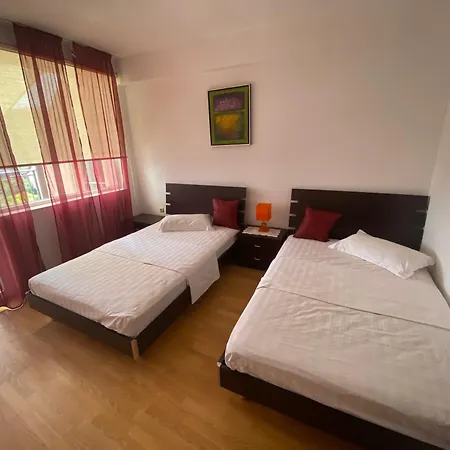 Апартаменты Hills