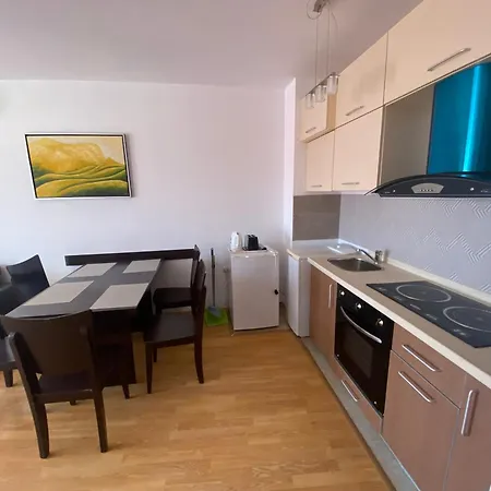 Апартаменты Hills Каварна