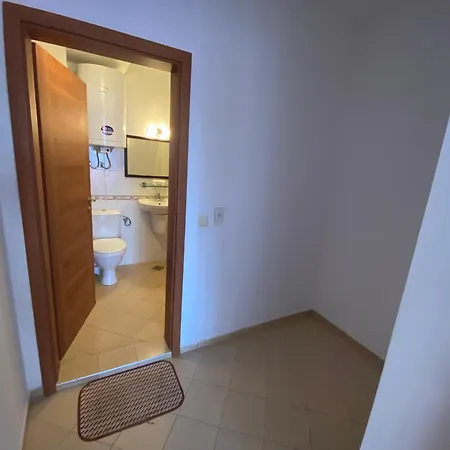 Hills Апартаменты *