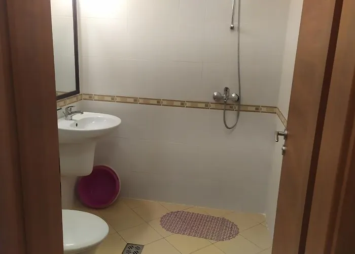 Hills Каварна