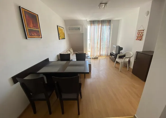 Апартамент Hills *