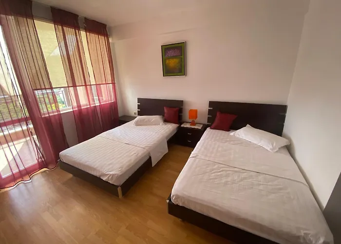 Апартамент Hills