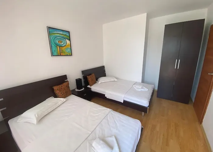 Hills Апартамент Каварна