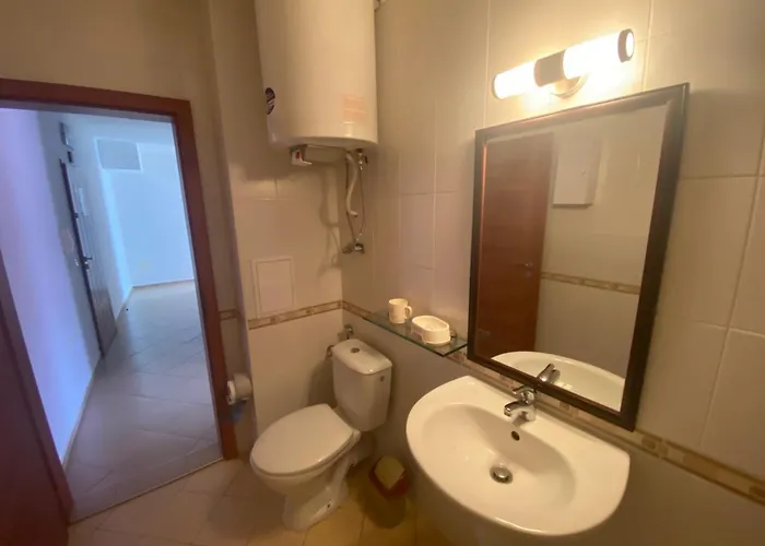 Hills Каварна