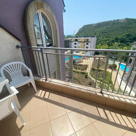 Hills Apartment Kawarna