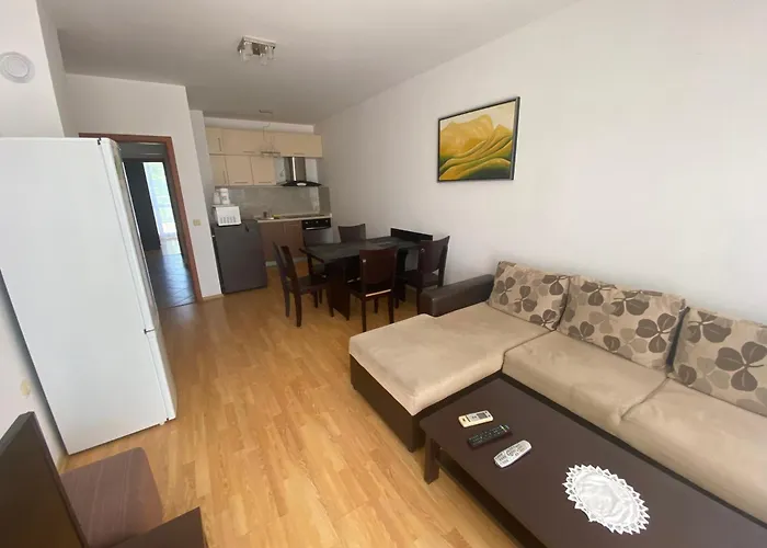 Hills شقة كافارنا