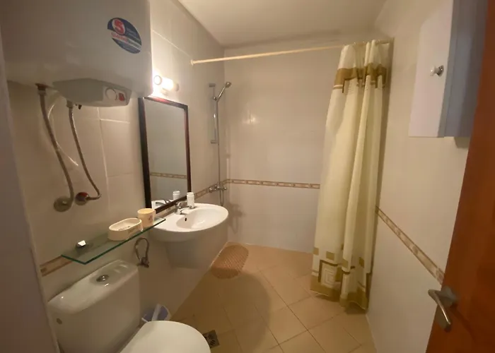 Hills كافارنا