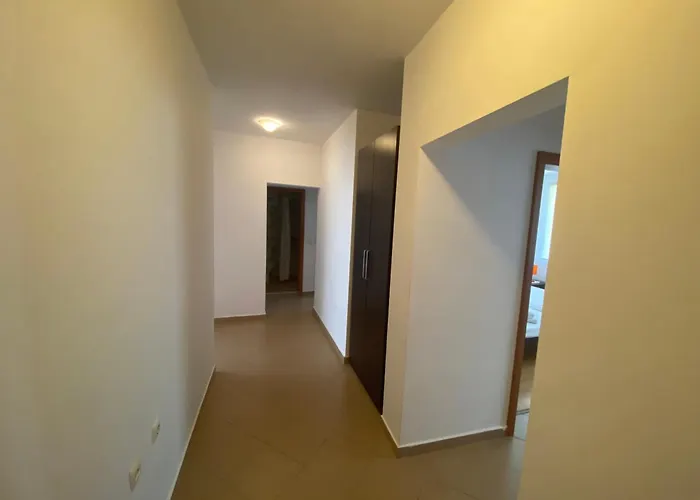 Hills * كافارنا